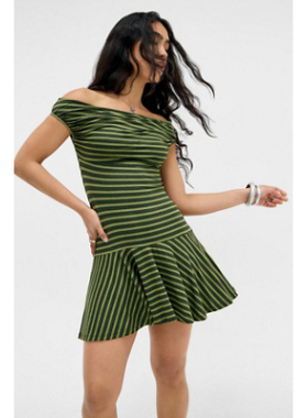 英国代购正品03.20 名品UO 女装新款 时尚设计横纹迷人百搭连衣裙