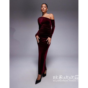 英国代购正品11.07 2025潮流导向 女装新款 设计天鹅绒长款连衣裙