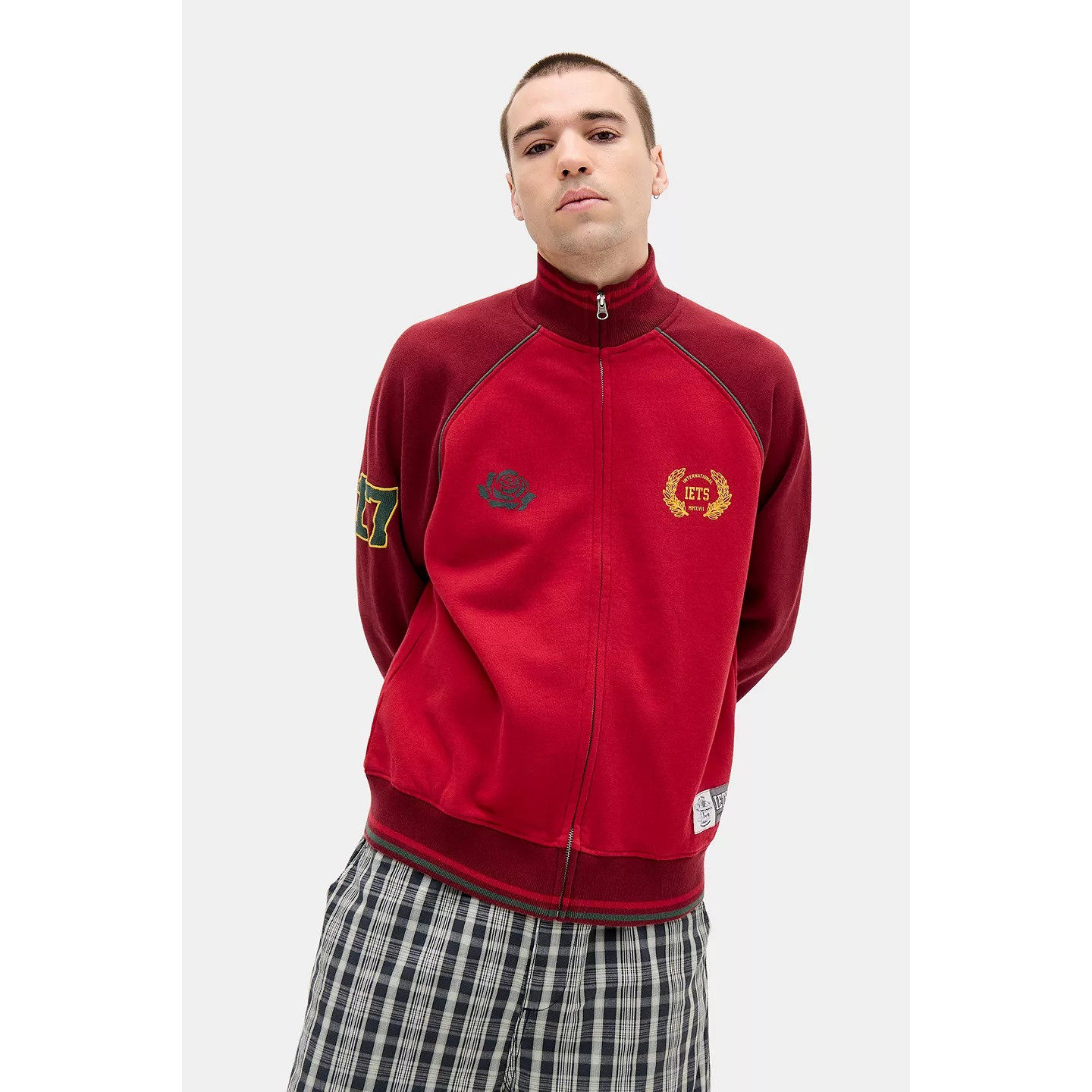 英国代购正品05.06 名品UO 男装新款 潮牌字母拉链开衫卫衣