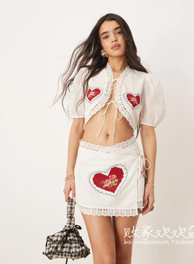 英国代购正品04.01 2025潮流导向 女装新款 设计爱心蕾丝边半身裙