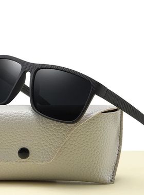 运动风格偏光太阳镜男士弹性黑舒适驾驶钓鱼墨镜户外太阳眼镜