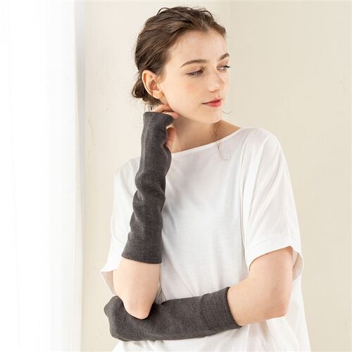 Be-fit女秋冬光电子丝绵羊毛臂套