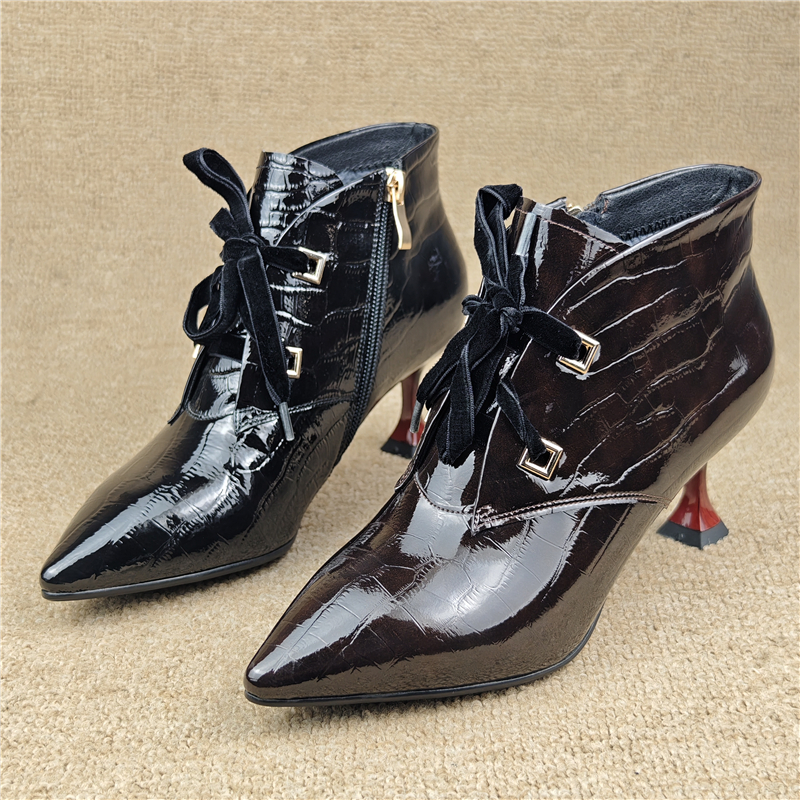 漆皮加绒保暖高跟时装靴