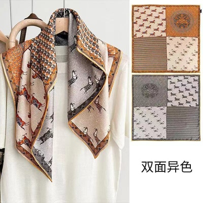 真丝小方巾羊毛围巾丝巾女款2024新款秋冬季羊绒薄护颈秋季高级感