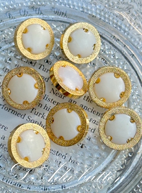 v062 15mm亮金保色金星复古纽扣 恒久的停留