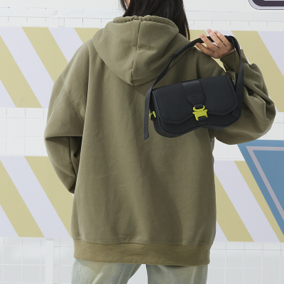 彪马（PUMA）女包 秋冬新款手提包户外出行单肩包法棍包腋下包