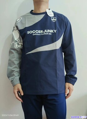 SJ23561正品运动潮牌足球狗soccerjunky长袖圆领套头衫梭织训练服