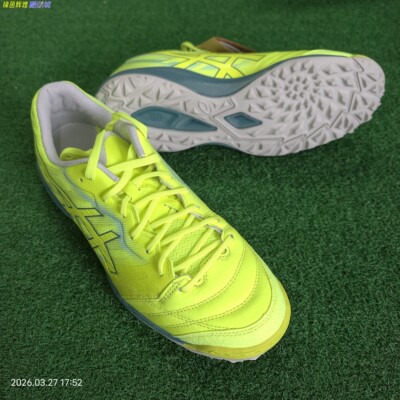 1111A218正品亚瑟士ASICS袋鼠皮碎钉TF加宽人工草低帮减震足球鞋