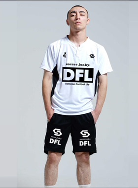 SJ24905龙王SOCCERJUNKY足球狗速干透气T恤训练运动立领短袖上衣