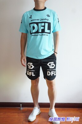 cp21859日运动潮牌t恤速干足球狗