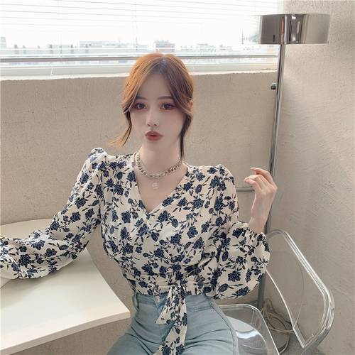 Real shot real price Hong Kong style retro V-neck floral lace up bow elegant shirt tie waist long sleeve top