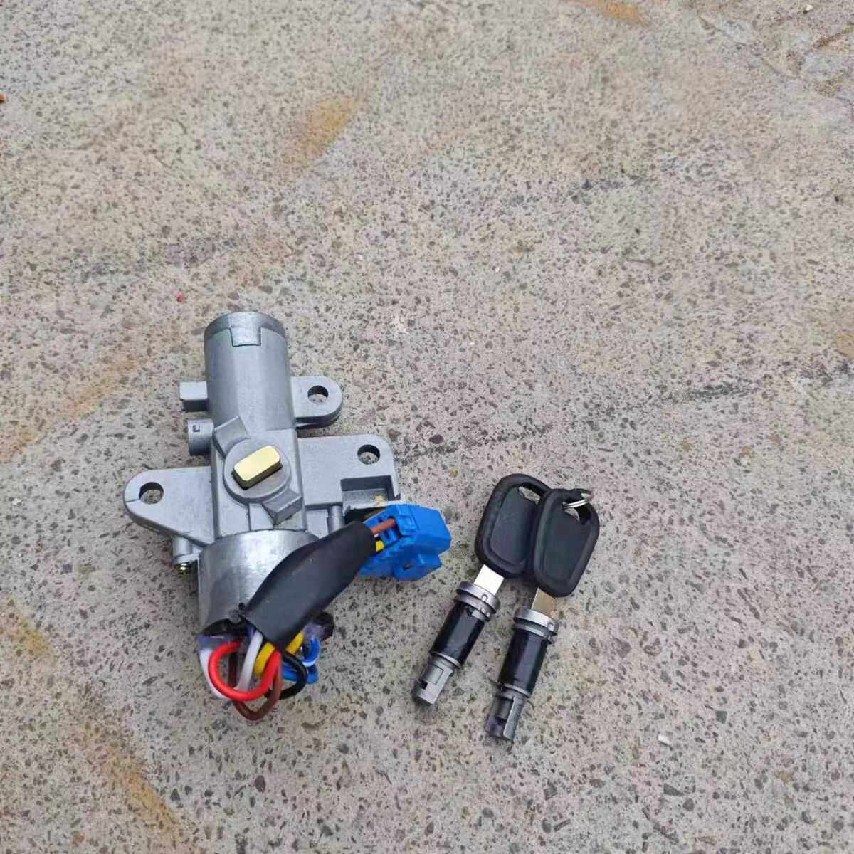 启动原厂包邮车门锁芯徐工集团