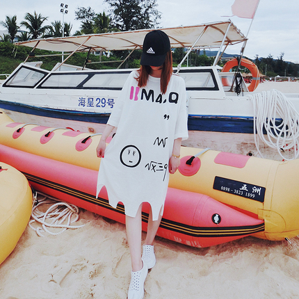 清仓 只有二件 不规则裙摆字母涂鸦印花宽松中长款T恤连衣裙