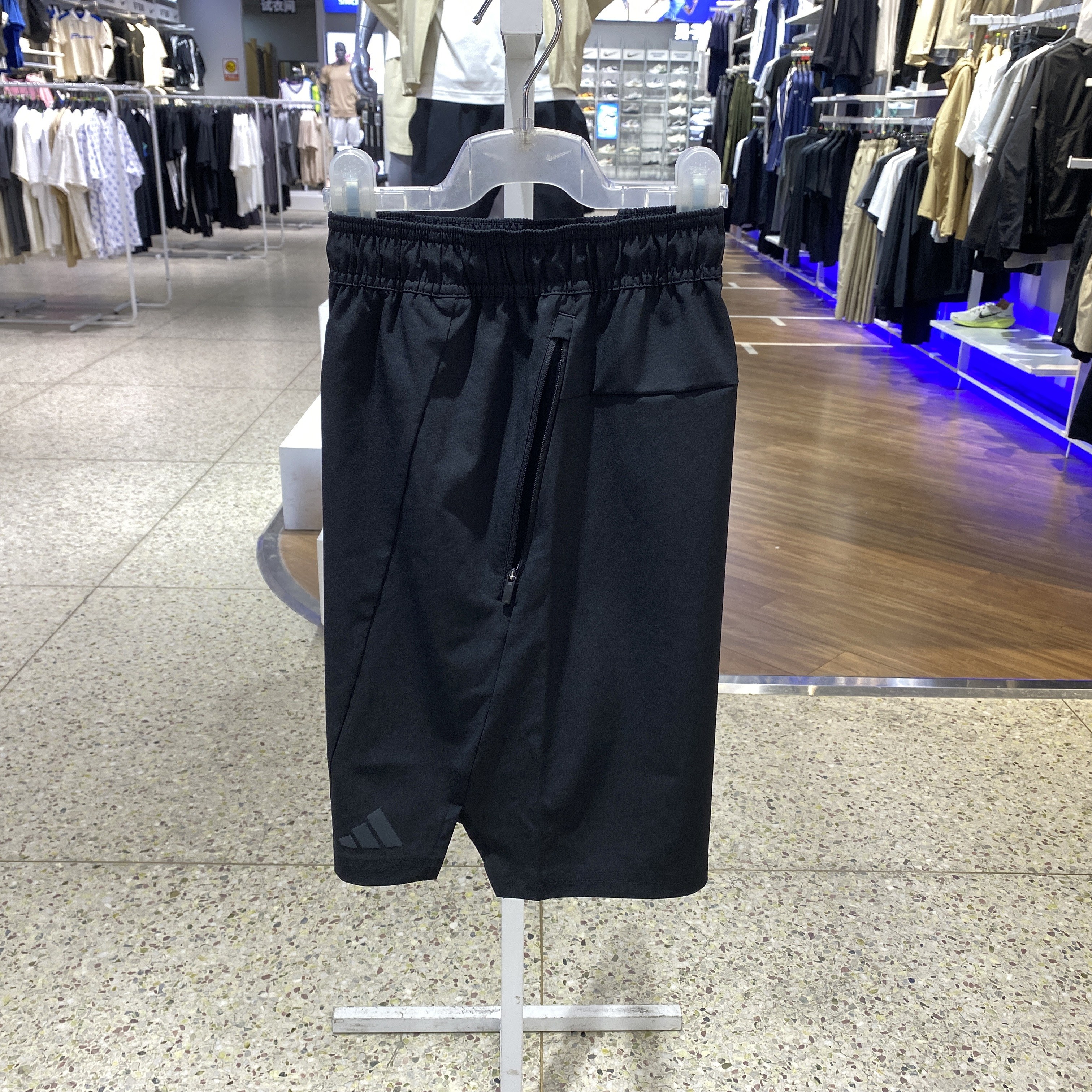 adidas阿迪达斯运动健身短裤男2024夏季新款梭织跑步五分裤IK9723