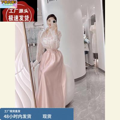 今年流行漂亮高端精致质感高级感套装小香风粉色醋酸缎面连衣裙春