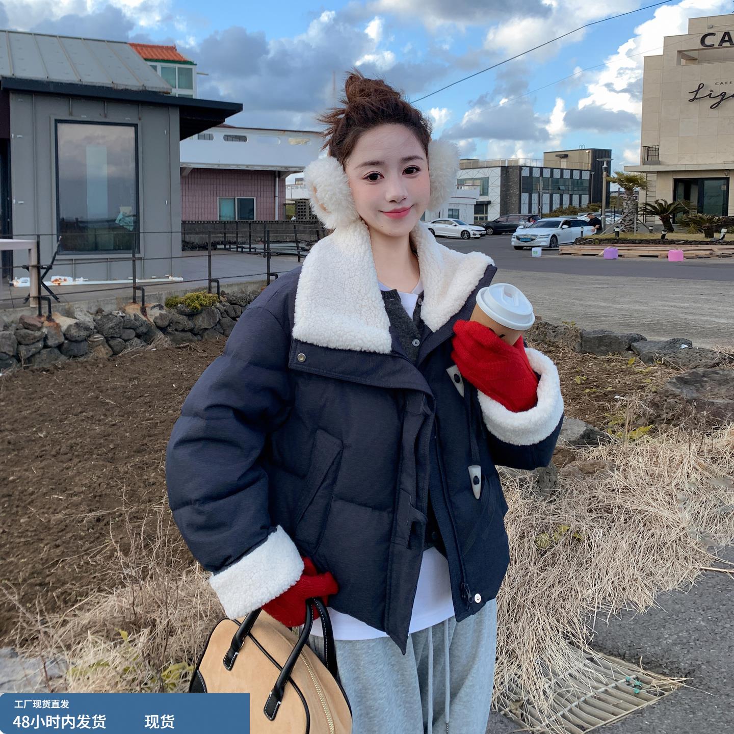 藏蓝色毛绒拼接羽绒服女冬2025新款小个子短款90白鸭绒外套面包服