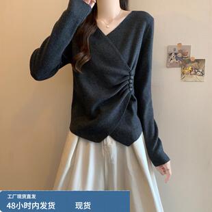 大码女装胖MM秋天巨好看的上衣韩系不规则压褶掐腰辣妹针织t恤女