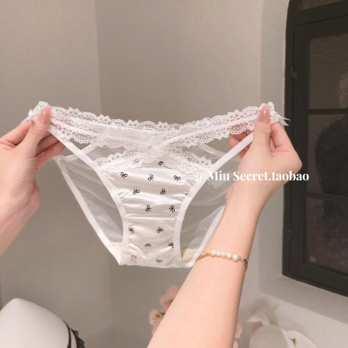 女法式性感蕾丝内裤纯欲镂空缎面高开叉低腰女士棉裆三角裤新款
