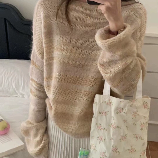 秋季新品/马海毛粉紫色渐变条纹针织衫女奶系圆领宽松毛衣上衣