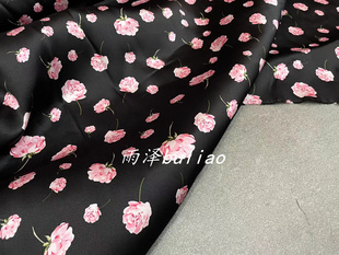 新品桑蚕丝 黑底粉色蔷薇花数码印19姆米真丝弹力缎 衬衫 连衣裙
