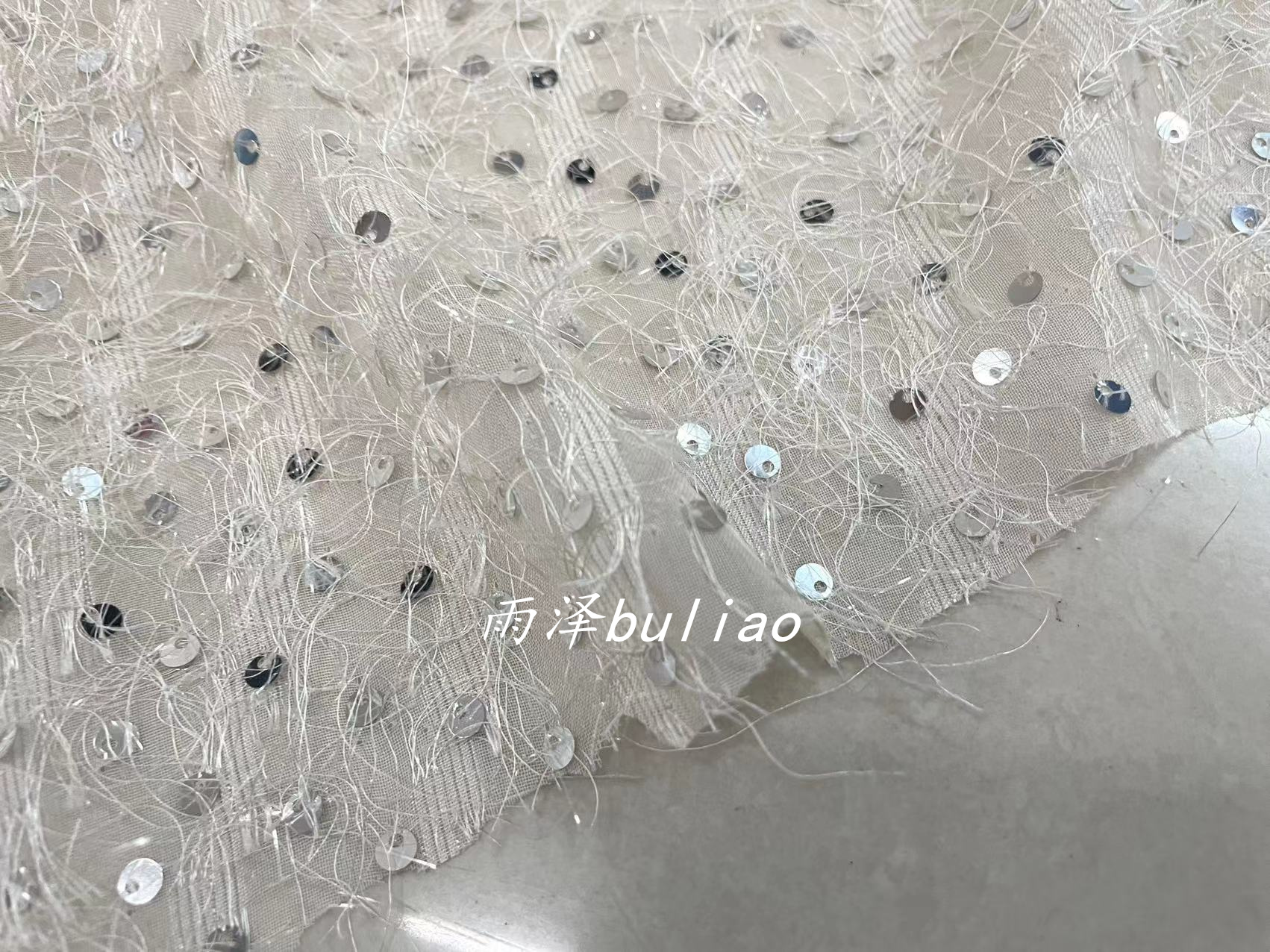 雨泽 进口肤色米白色浅色调流苏亮片雪纺时装面料 衬衫连衣裙汉服