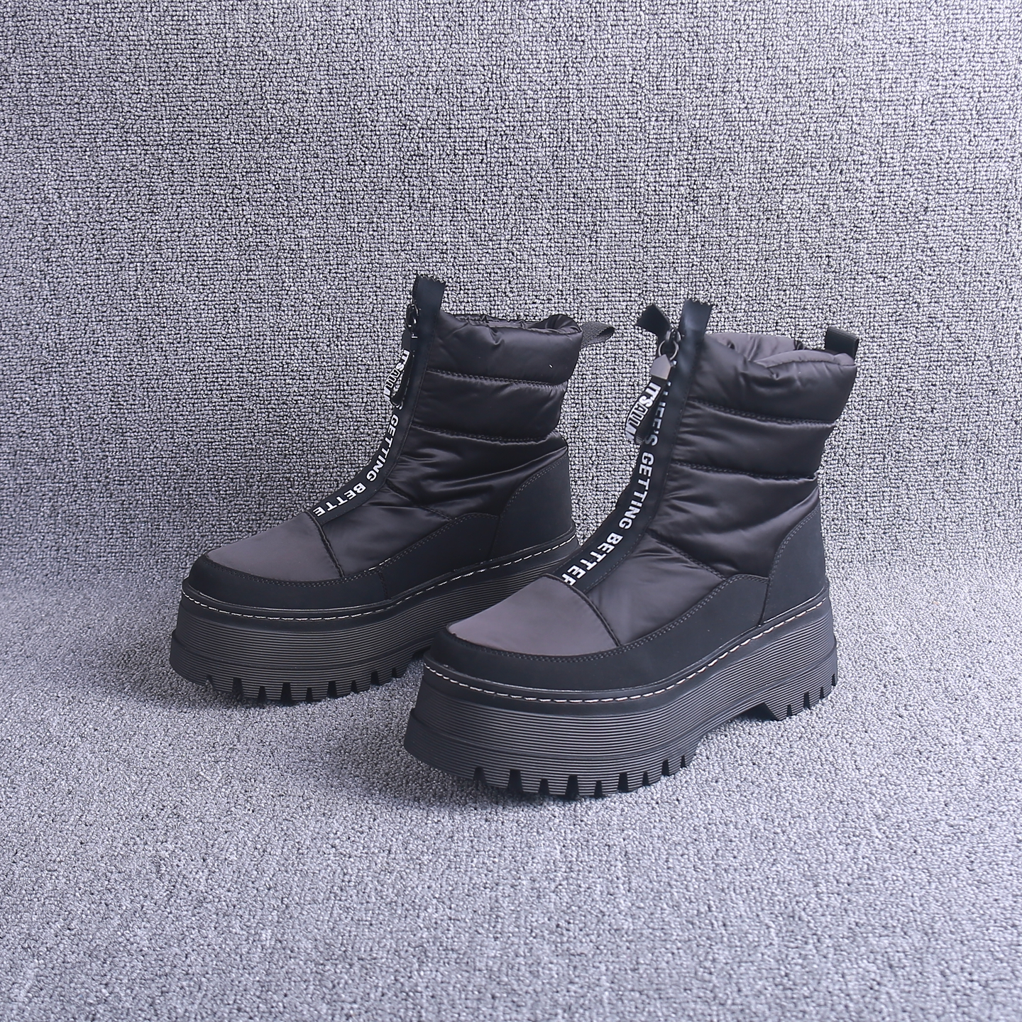 俄罗斯厚底冬季抗寒雪地靴