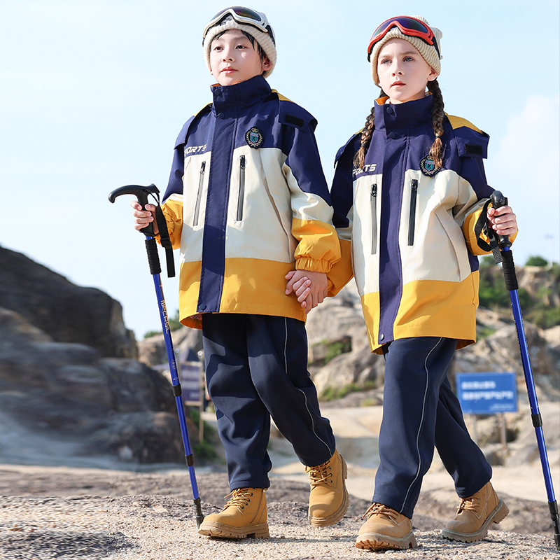 日本无印mu儿童冲锋衣套装户外套秋春装新款三合一童装男女孩防风