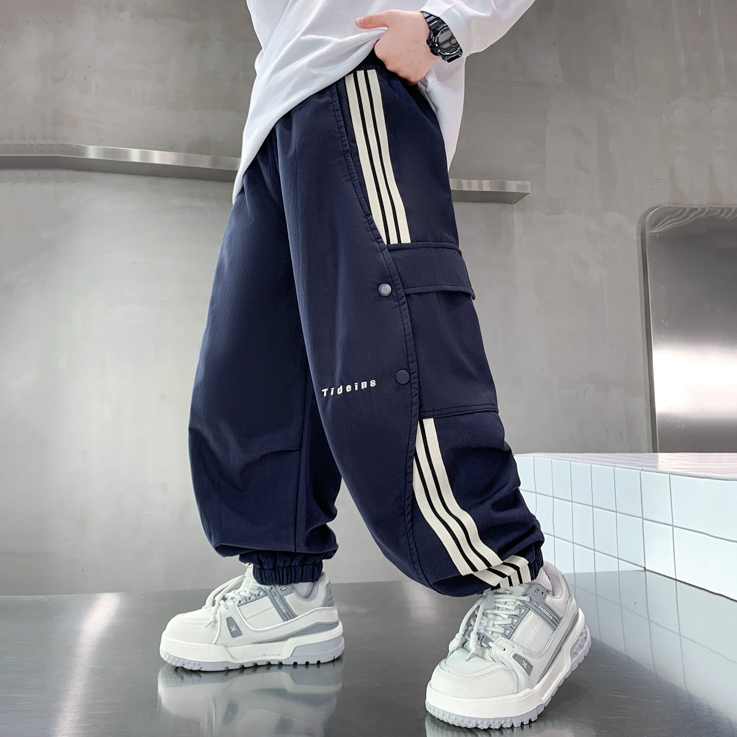 日本无印mu男童裤子春秋款2025新款今年流行爆款中大儿童秋季休闲