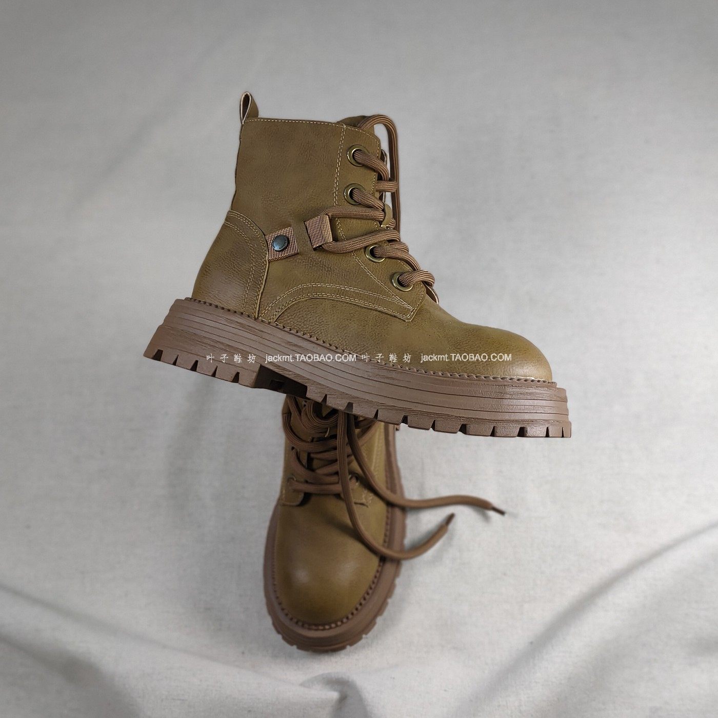 纯原！年末福利~可奔跑粗跟靴子 显瘦户外帅气英伦风短靴女马丁靴