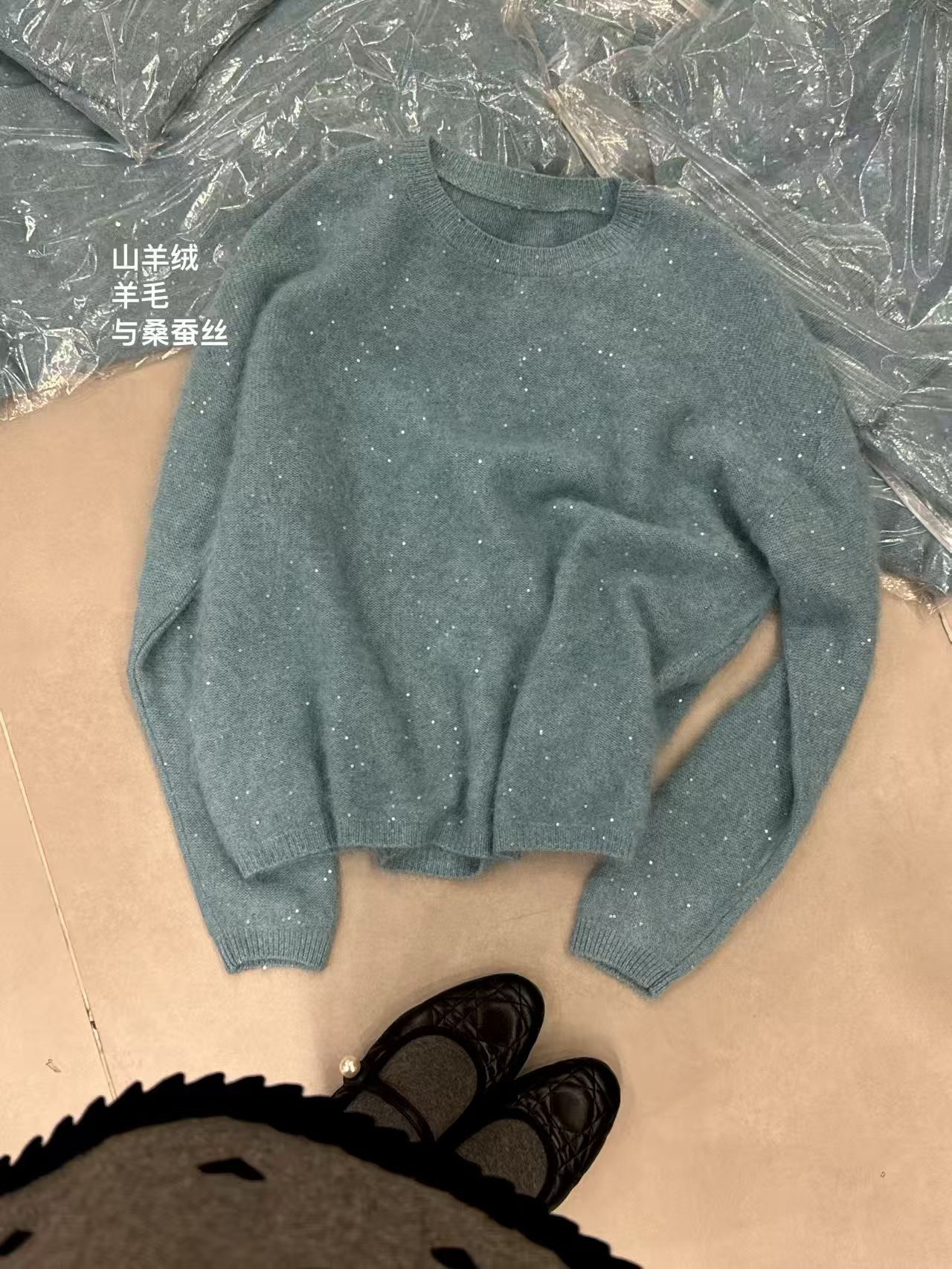 山羊绒 绵羊毛 桑蚕丝 亮片 拉毛套头毛衣女 冬季柔软亲肤温暖