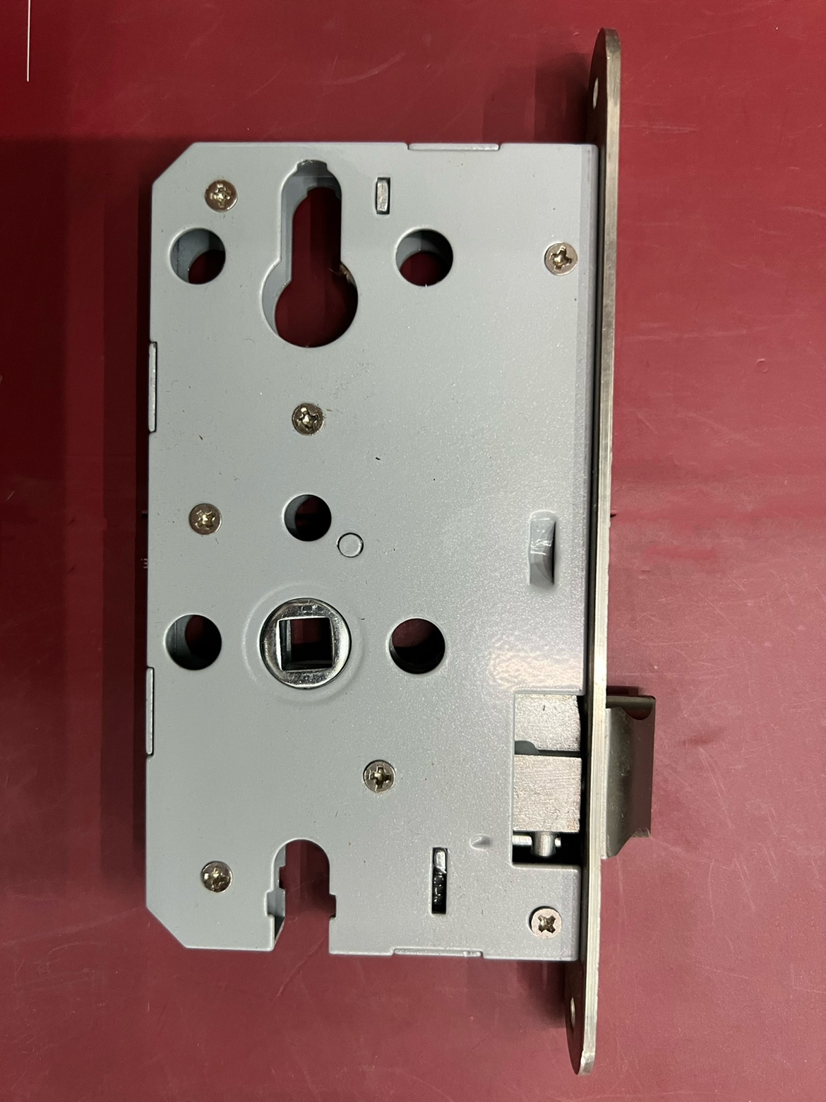 老式木门房门办公室门5850锁体，圆边锁体边条长度180mm重弹簧