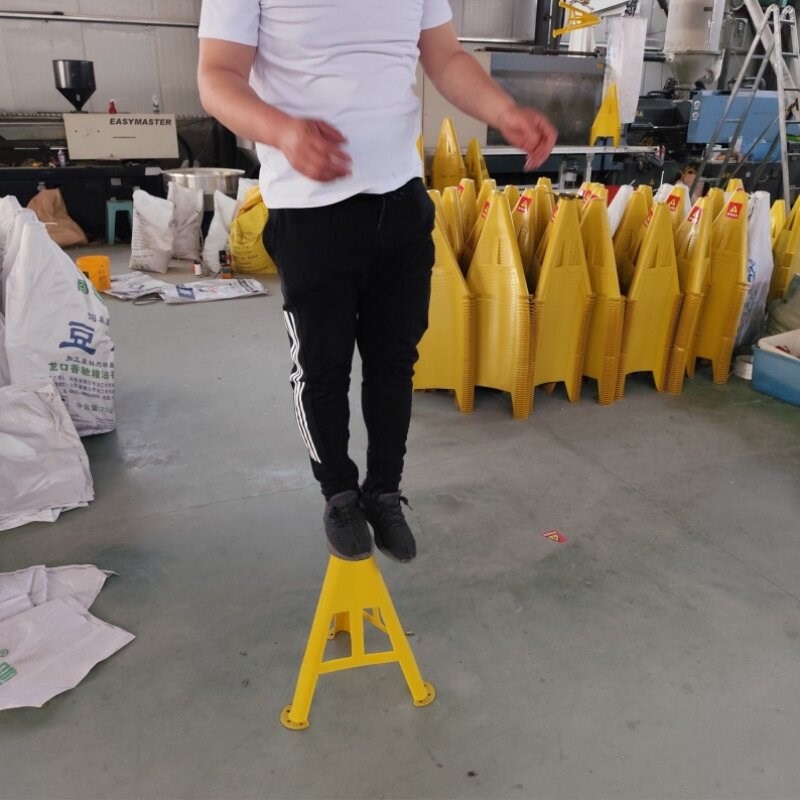 热销三角光纤电力固定工地绝缘架线加厚托架电缆支架升降落地式防