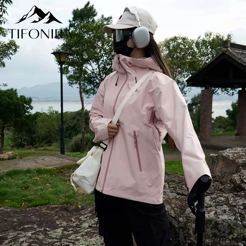 TIFONIRA三防女款户外登山冲锋衣