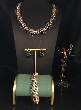 vintage中古风做旧金镂空设计黑色琉璃宝石镶嵌项链手链耳钉套装