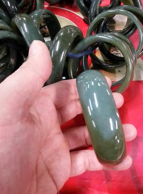 天然新疆和田玉手镯糖玉碧玉