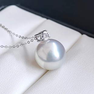 18K黄金王妃吊坠托AU750项链坠天然钻石澳白空托K金车花大钻石扣