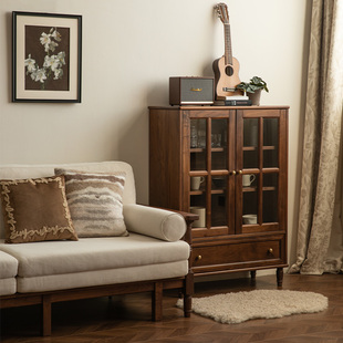 北美黑胡桃木电视边柜现代简约复古双门酒柜实木客厅玻璃展示柜