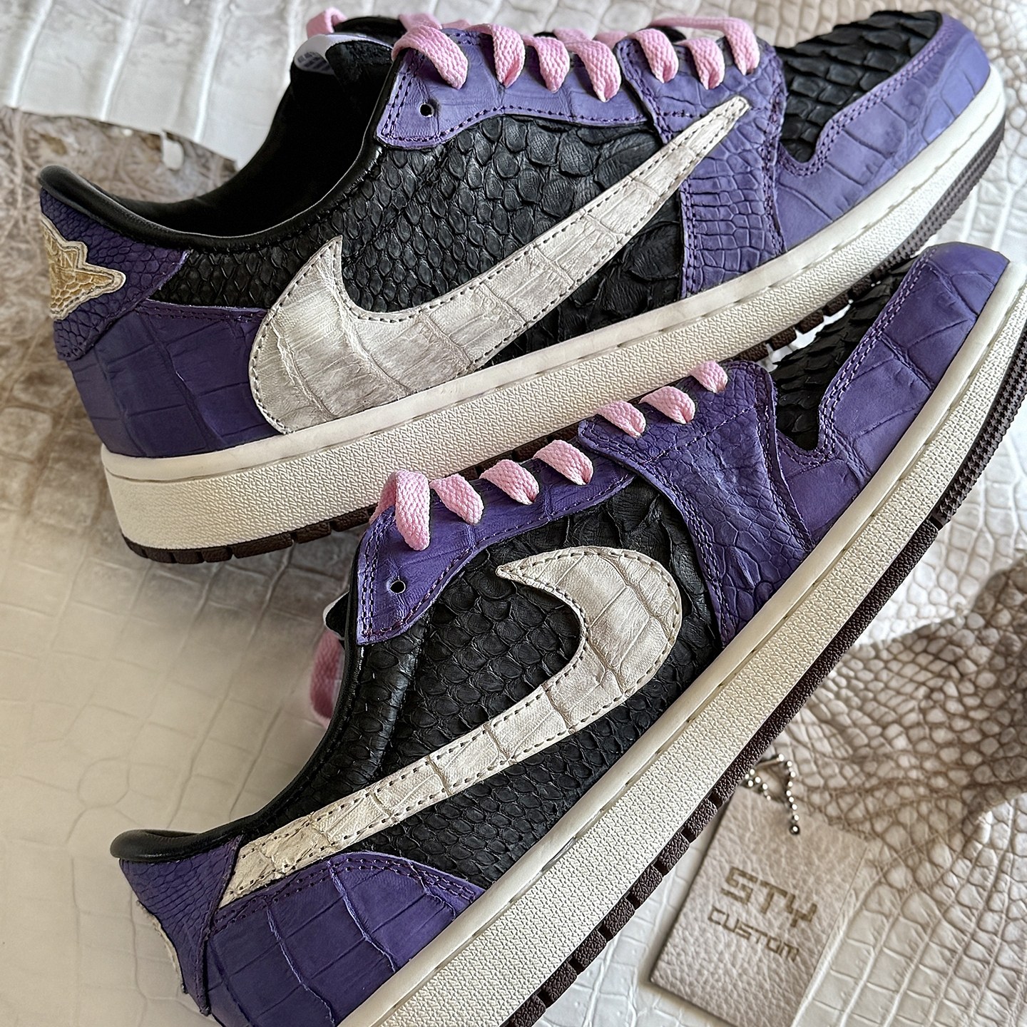 Air Jordan 1 Low AJ1 TS联名倒钩黑紫亲友限定 鳄鱼蛇纹板鞋低帮