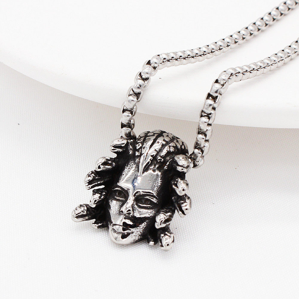 时尚钛钢项链  个性复古古希腊蛇头美杜莎吊坠男士钛钢项链