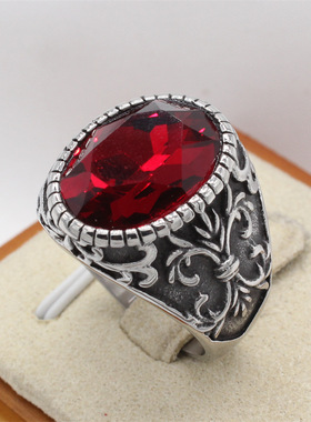 时尚钛钢男款戒指 欧美个性复古图腾十字架椭圆宝石钛钢戒指指环