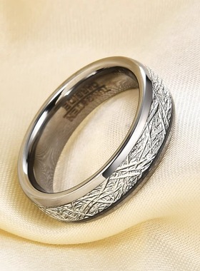 时尚钨钢戒指 4 6MM雾松图纹陨石丝情侣对戒 防剐蹭钨金戒指