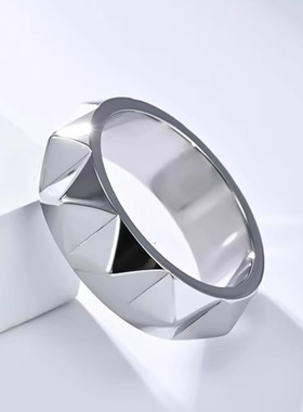 时尚钛钢戒指 欧美简约锥形钛钢戒指 立体凸起锥形钛钢戒指指环