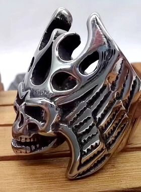 时尚钛钢戒指钢铁战士朋克风嘻哈骷髅头戒指做旧鬼头钛钢戒指指环