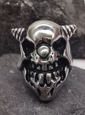 欧美风骷髅头钛钢戒指