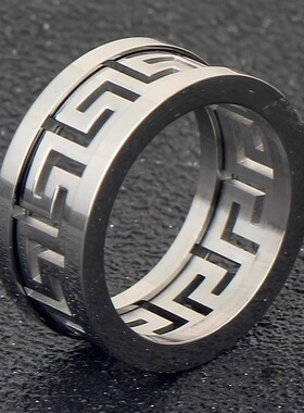 时尚钛钢戒指 欧美时尚三色窗花长城纹镂空10MM钛钢戒指指环