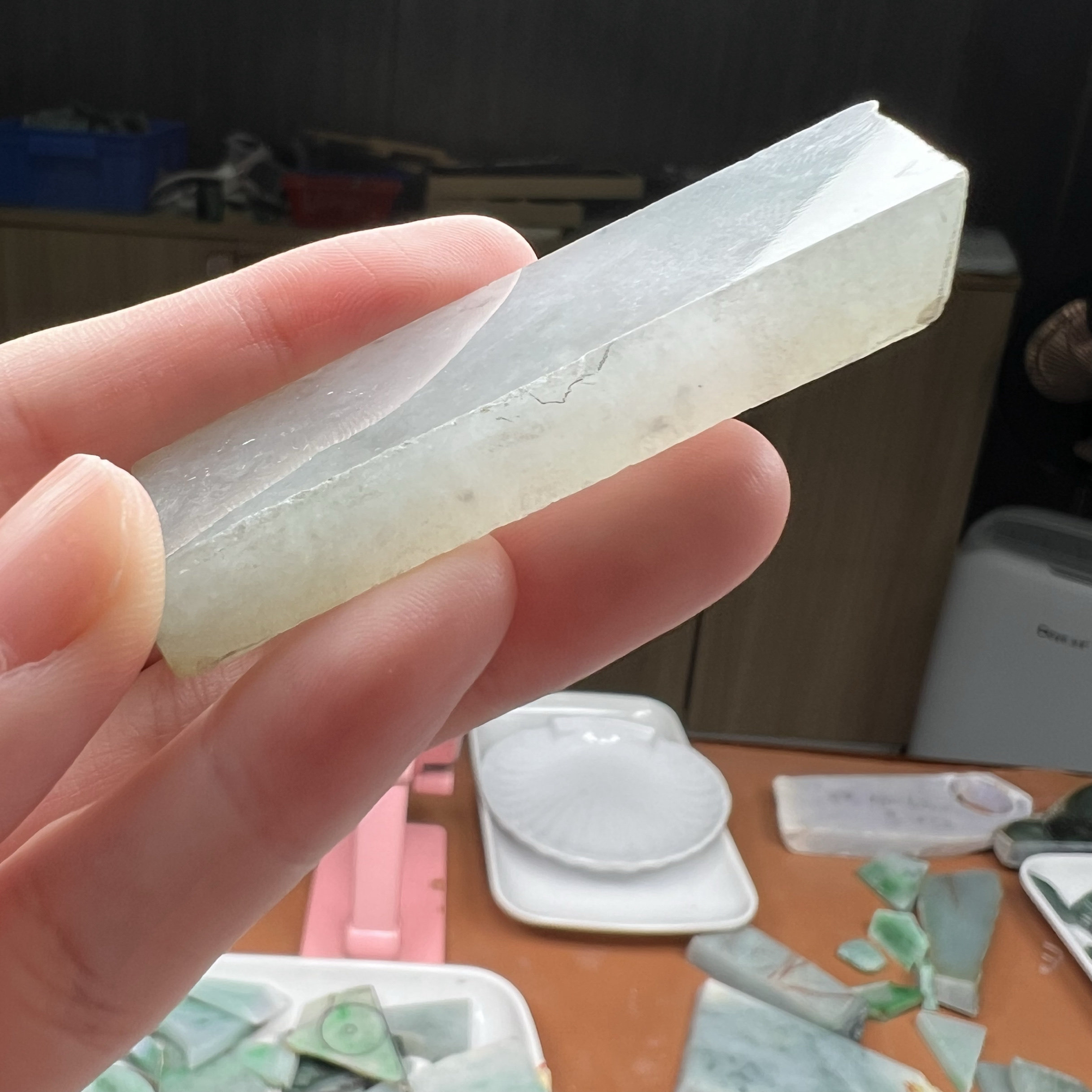 缅甸天然翡翠原石明料毛料玉石边角片冰种飘花挂件吊坠牌子