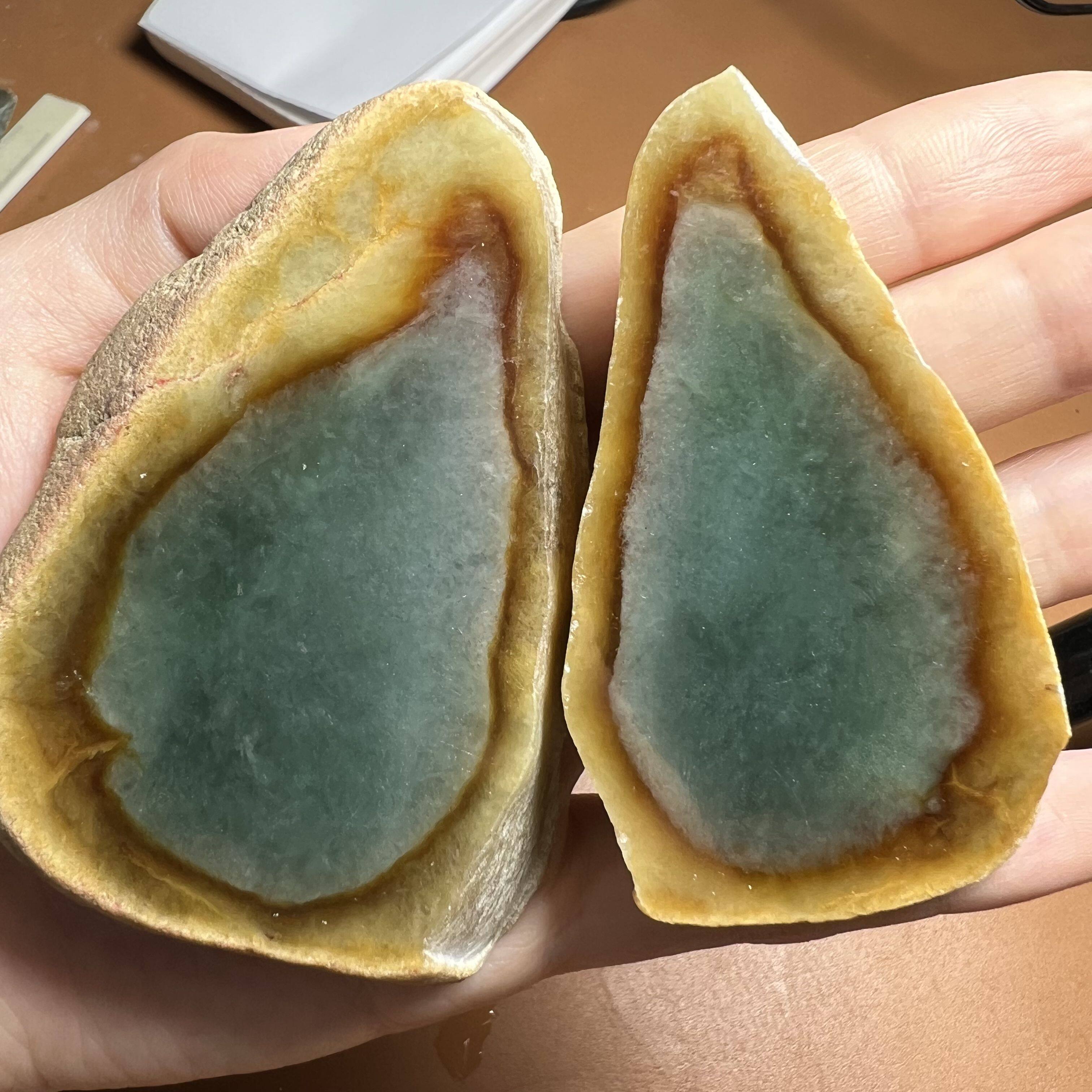 缅甸天然翡翠a货冰红翡冰黄翡特色片料佛公观音雕刻圆牌吊坠定制