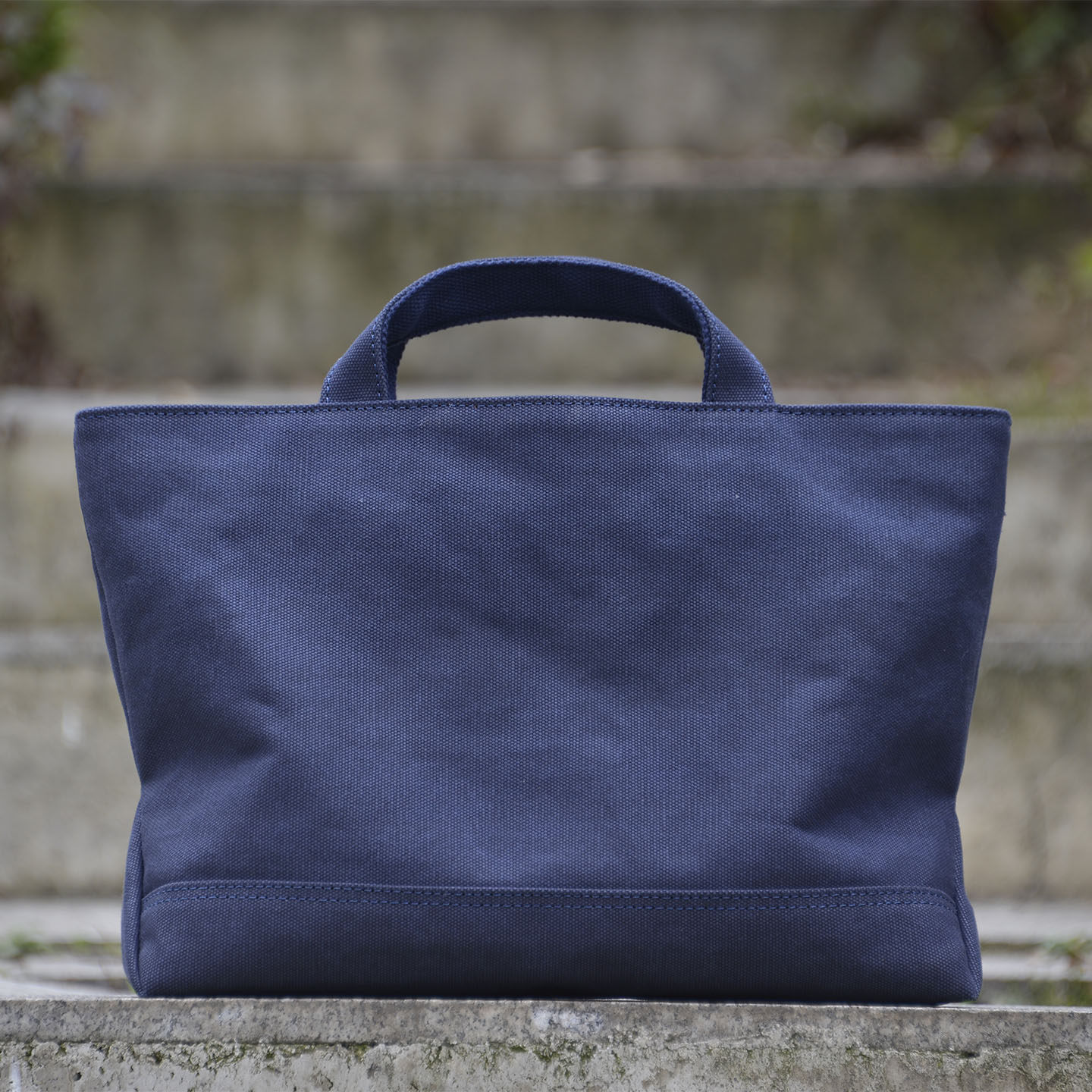 重磅厚帆布托特包 藏蓝极简手提包男女通勤可水洗不掉色 uivy原创