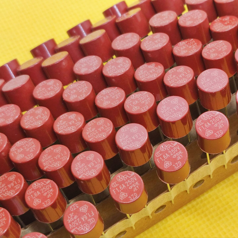 Littelfuse力特37011600000