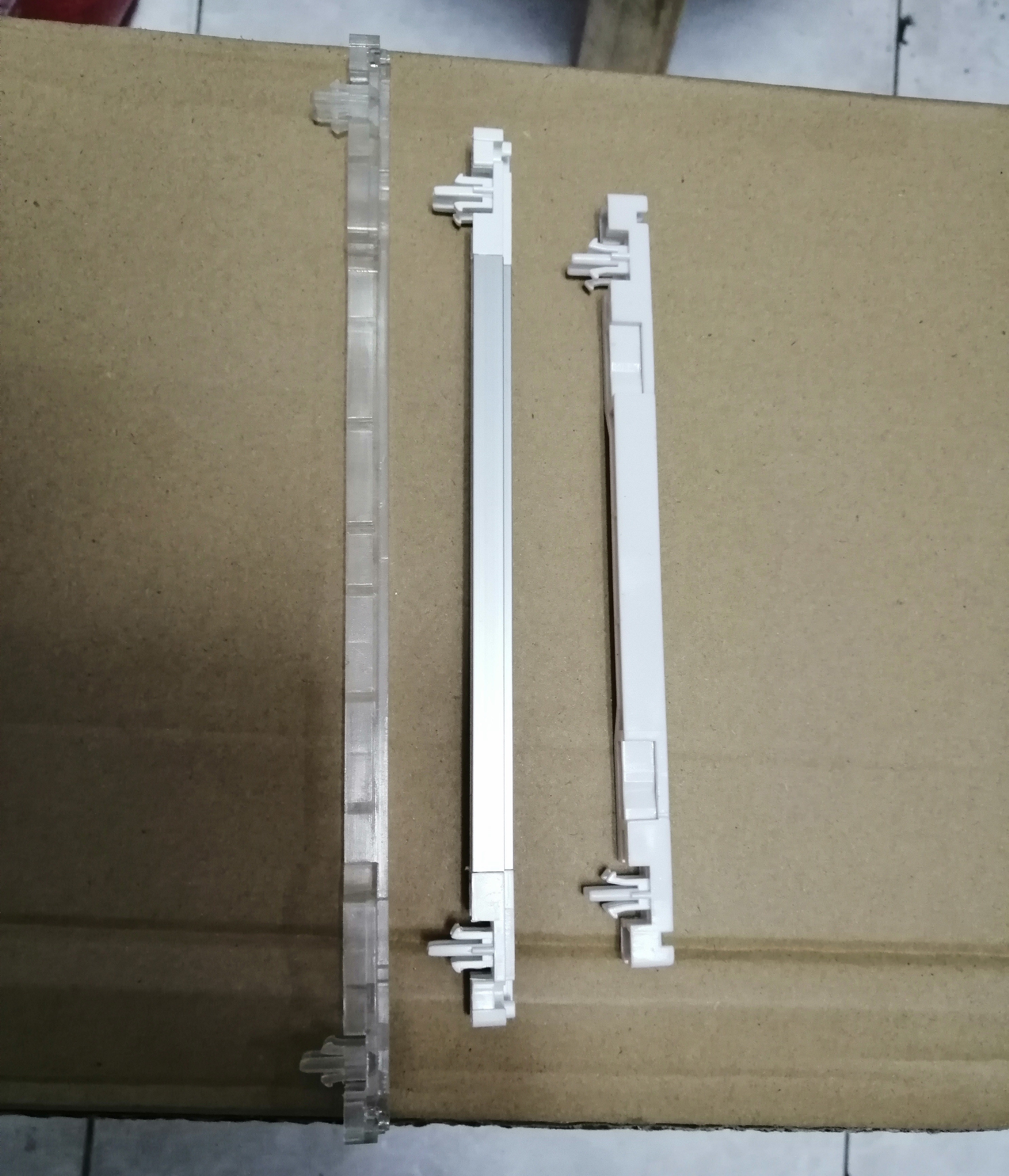 CPCI机箱插箱竖插板塑料 铝芯可调节导轨143/150/203/210任意裁图片